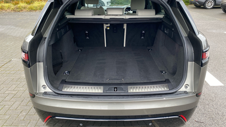 Land Rover Range Rover Velar 2.0 P250 R-Dynamic SE 5dr Auto Petrol Estate